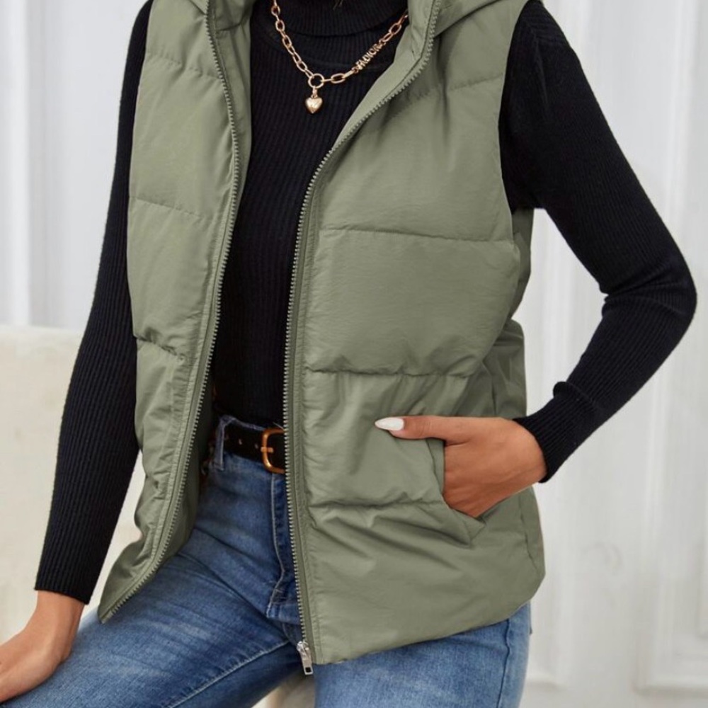 SHEIN Olive Green Puffer Vest